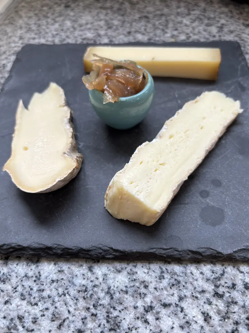 Brie de Meaux, saint-nectaire et comté